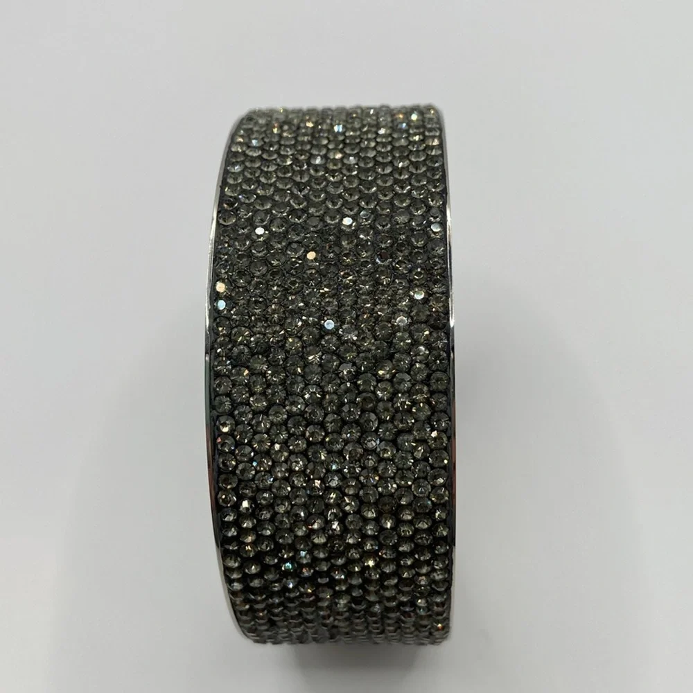 None three pave’